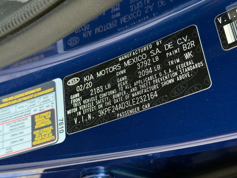 Kia Forte Vehicle Image 26