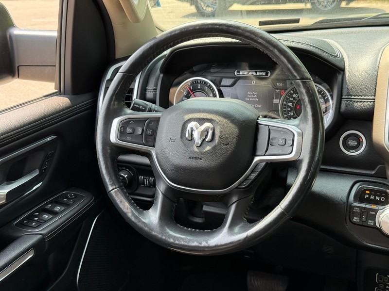 Ram 1500 Vehicle Image 15