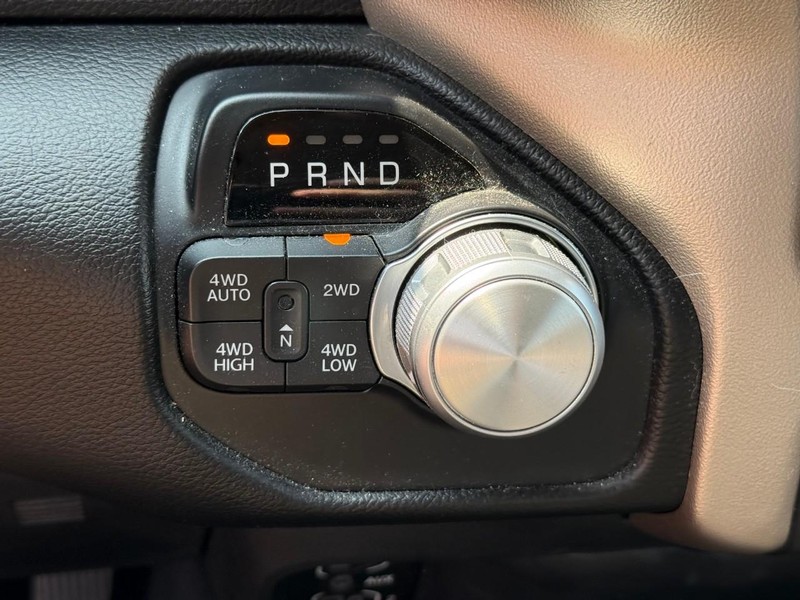 Ram 1500 Vehicle Image 25