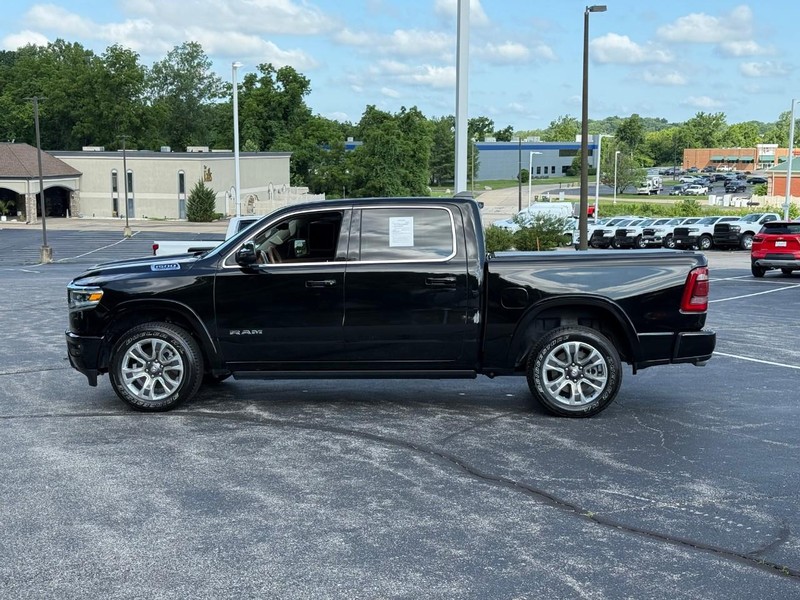Ram 1500 Vehicle Image 03