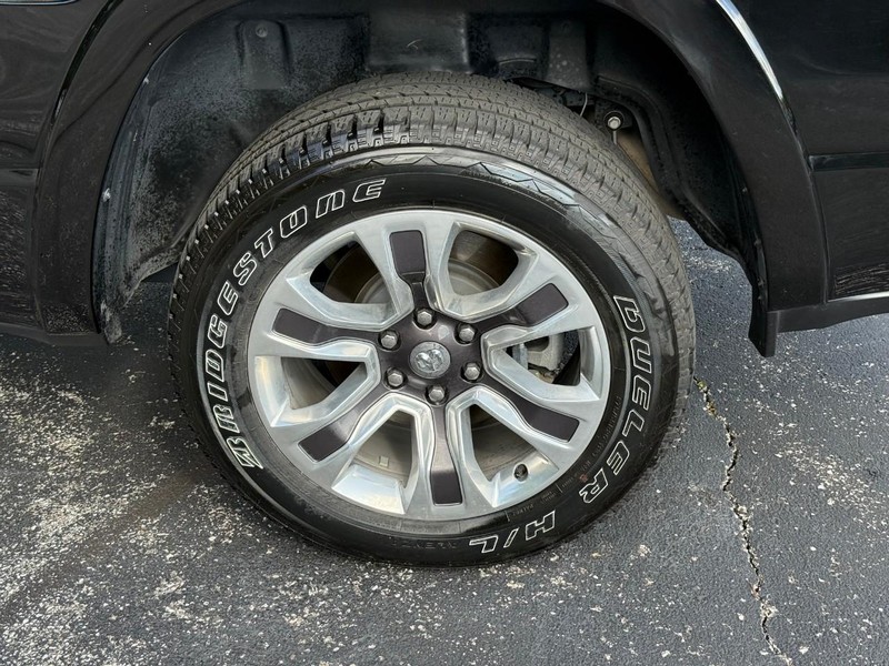 Ram 1500 Vehicle Image 05