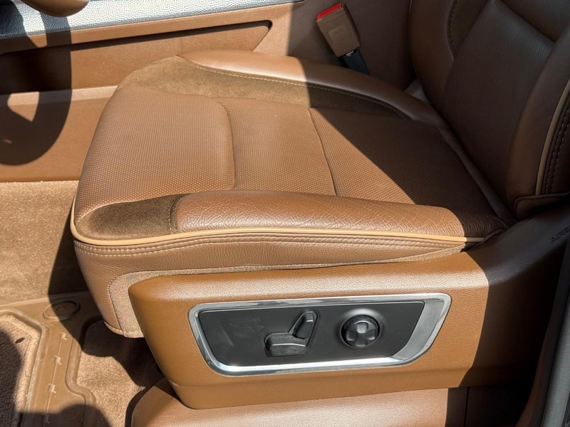Ram 1500 Vehicle Image 17