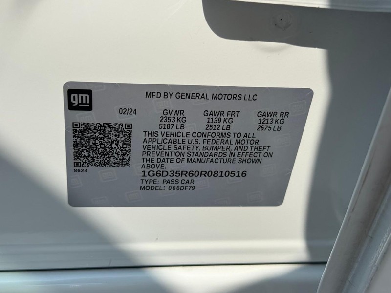 Cadillac CT5-V Vehicle Image 32
