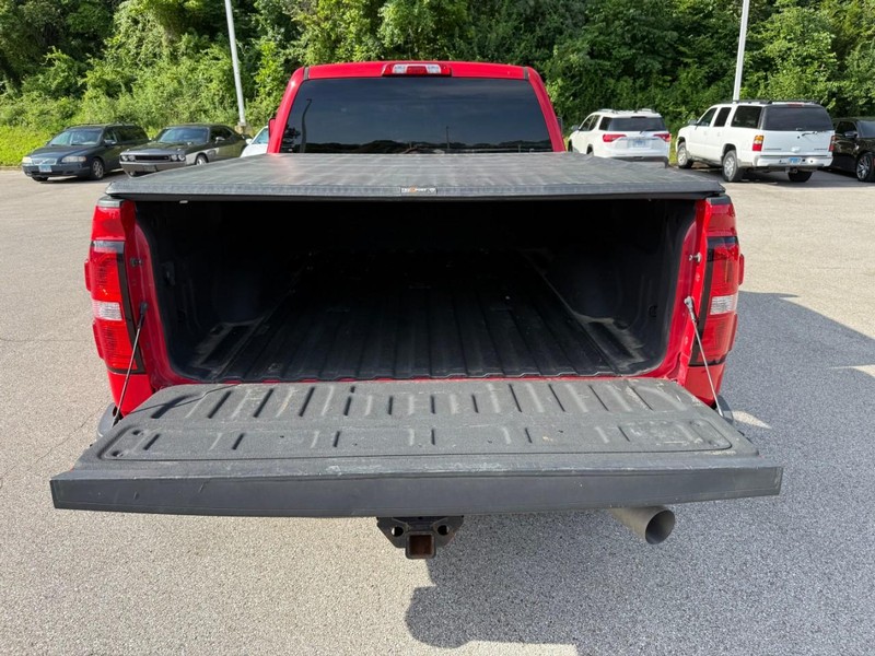 GMC Sierra 2500HD Vehicle Image 07
