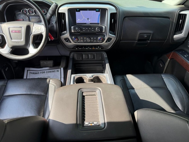 GMC Sierra 2500HD Vehicle Image 14