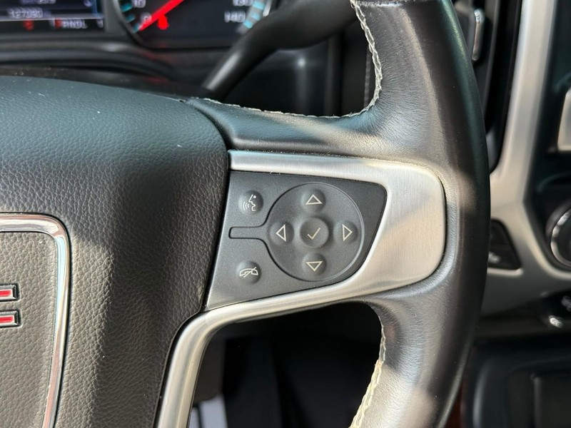 GMC Sierra 2500HD Vehicle Image 23