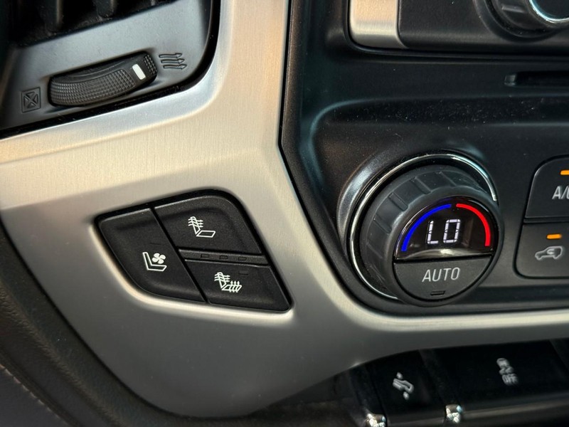 GMC Sierra 2500HD Vehicle Image 25