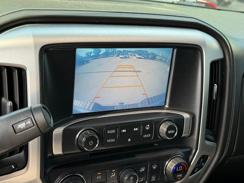 GMC Sierra 2500HD Vehicle Image 26