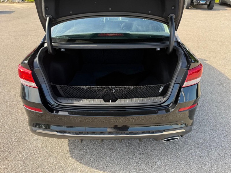 Kia Optima Vehicle Image 07