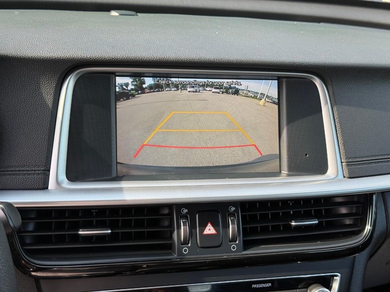 Kia Optima Vehicle Image 26