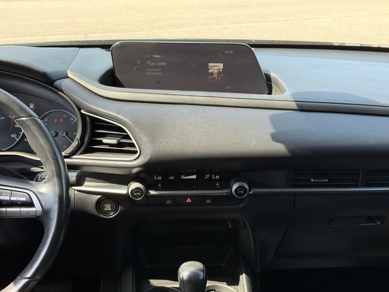 Mazda CX-30 Vehicle Image 16