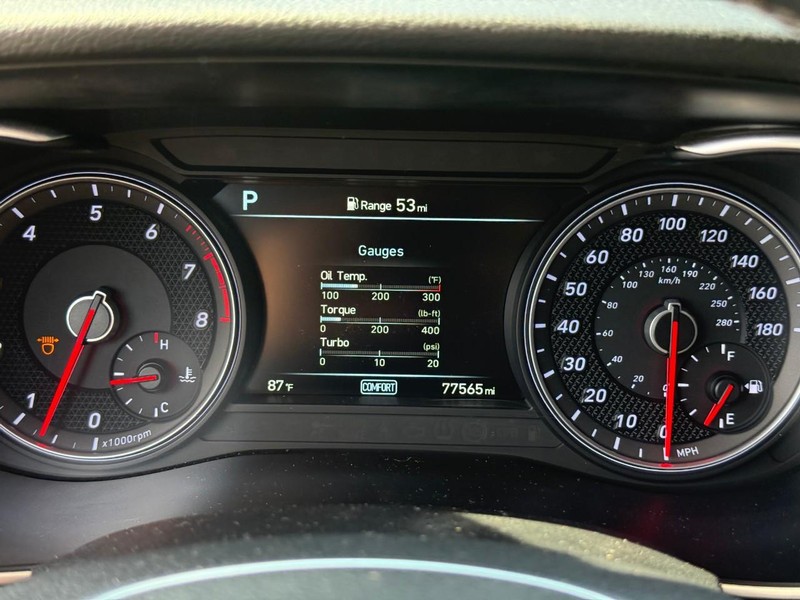 Genesis G70 Vehicle Image 25