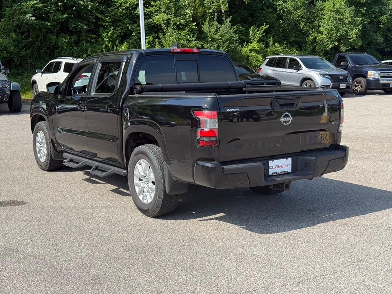 Nissan Frontier Vehicle Image 04