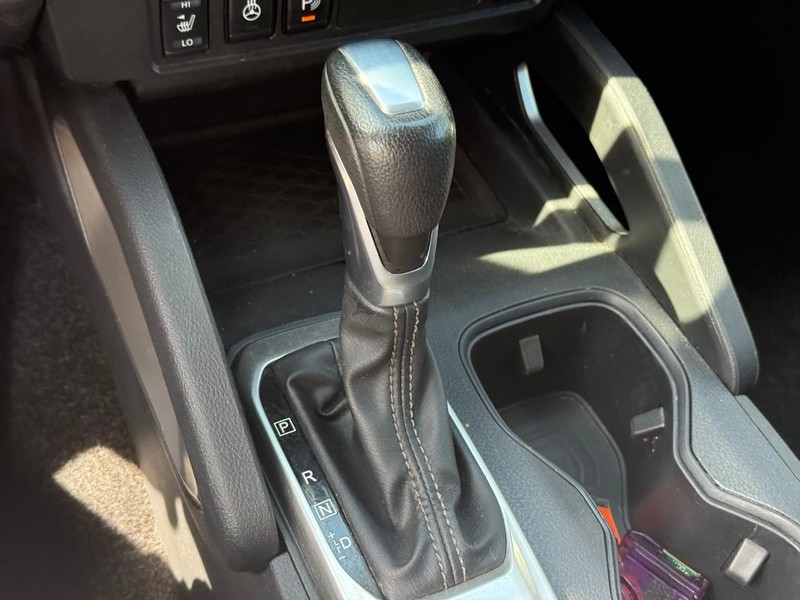 Nissan Frontier Vehicle Image 21