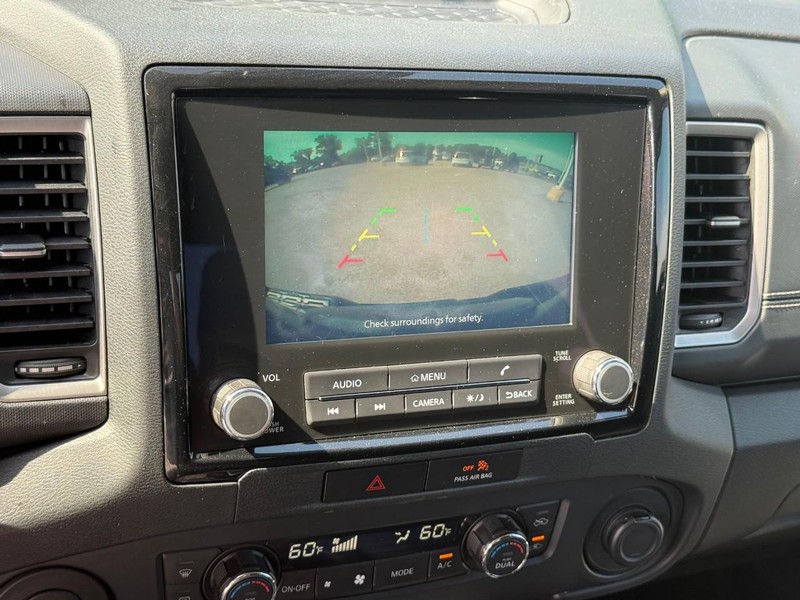 Nissan Frontier Vehicle Image 23