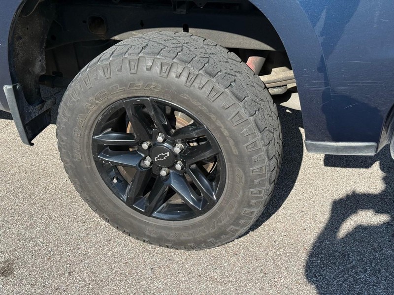 Chevrolet Silverado 1500 Vehicle Image 05
