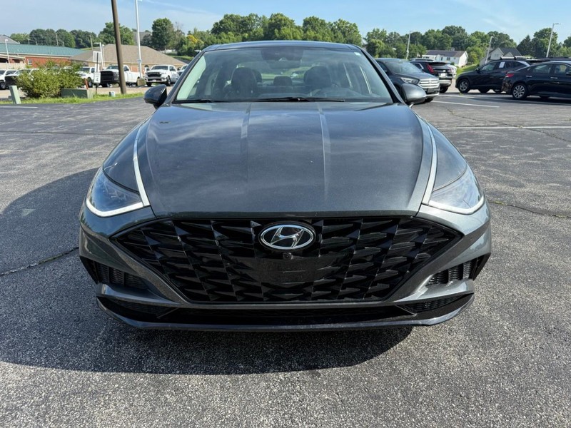 Hyundai Sonata Vehicle Image 07