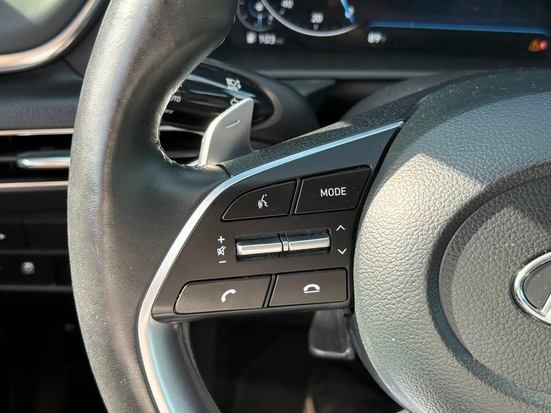 Hyundai Sonata Vehicle Image 21