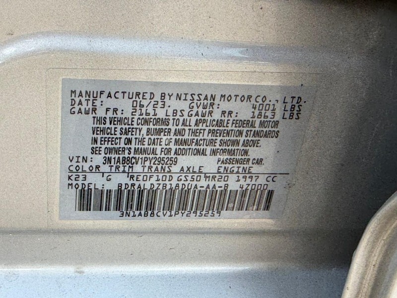 Nissan Sentra Vehicle Image 26