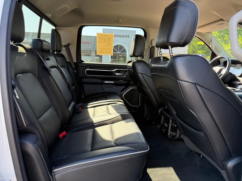 Ram 1500 Vehicle Image 14