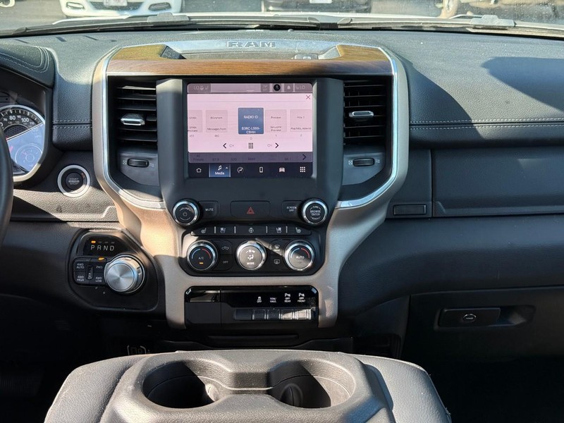 Ram 1500 Vehicle Image 17
