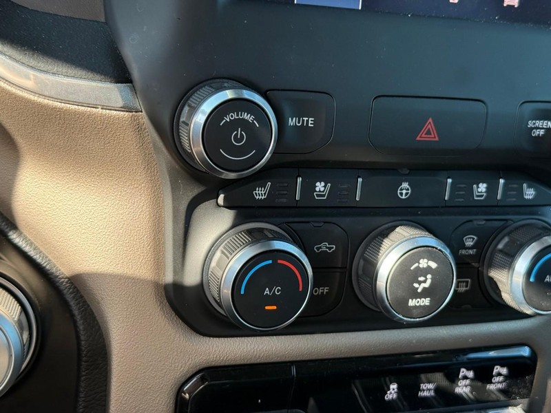 Ram 1500 Vehicle Image 26