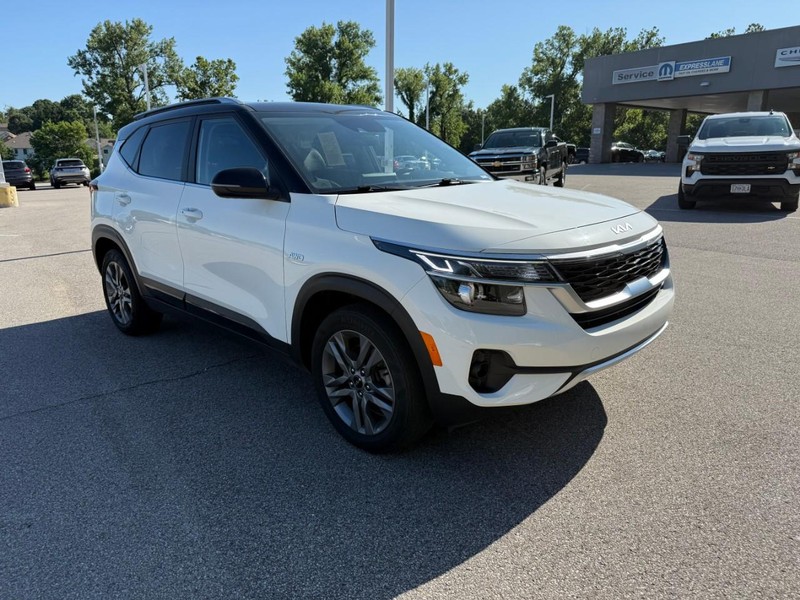 Kia Seltos Vehicle Image 11