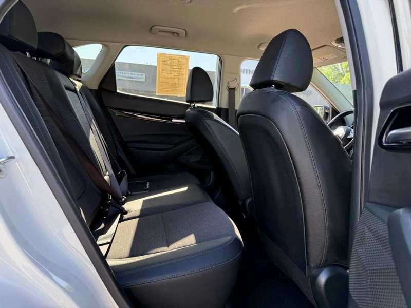 Kia Seltos Vehicle Image 13
