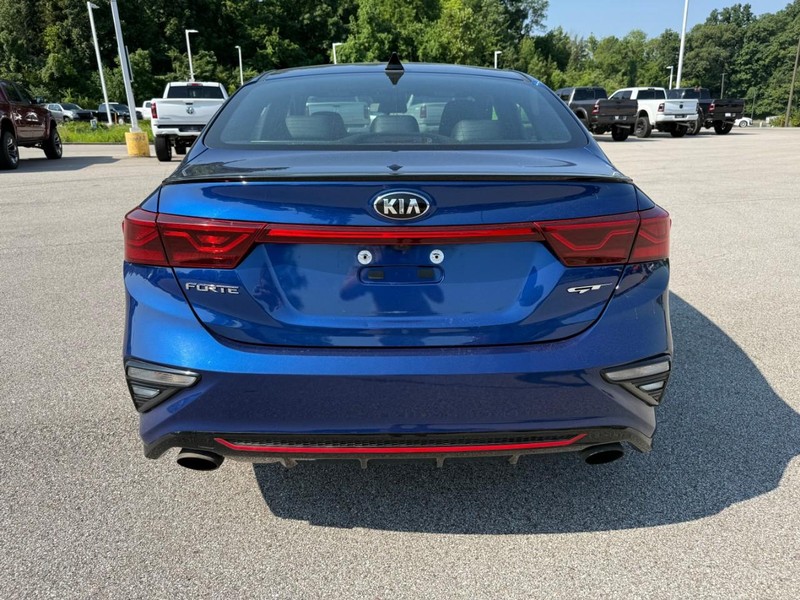Kia Forte Vehicle Image 07