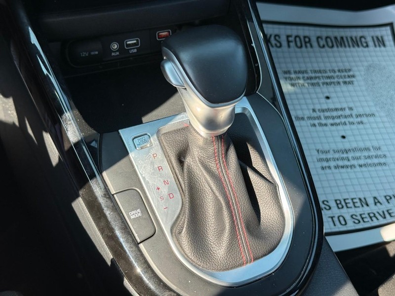 Kia Forte Vehicle Image 23