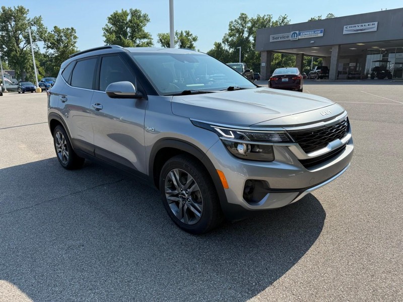 Kia Seltos Vehicle Image 11