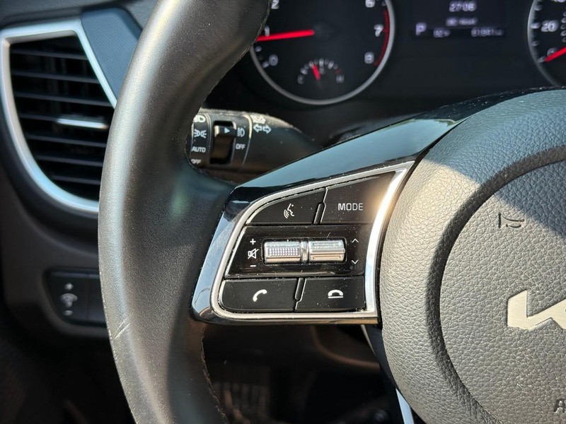 Kia Seltos Vehicle Image 21