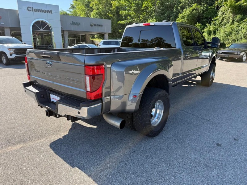Ford Super Duty F-350 DRW Vehicle Image 08