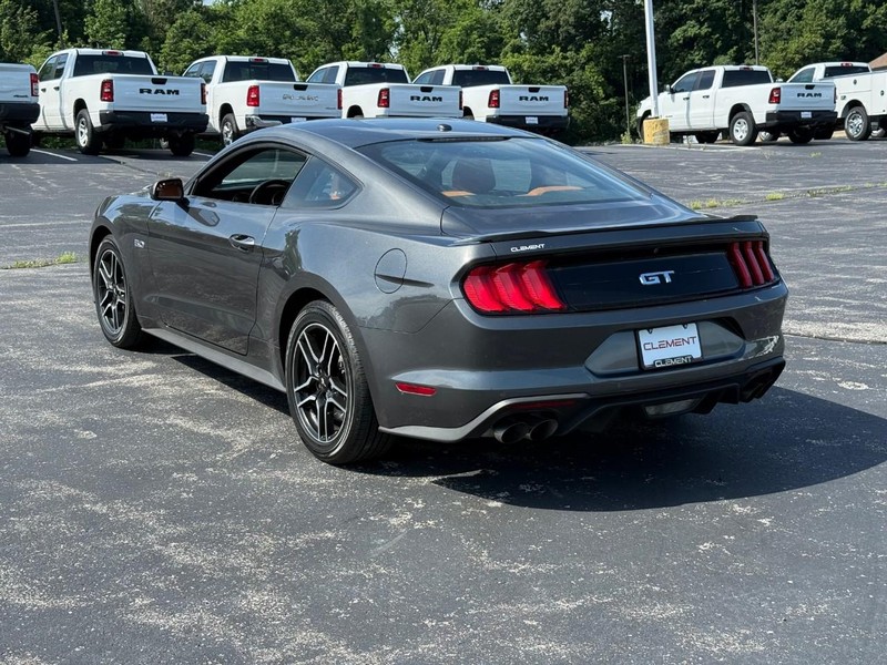 Ford Mustang Vehicle Image 04