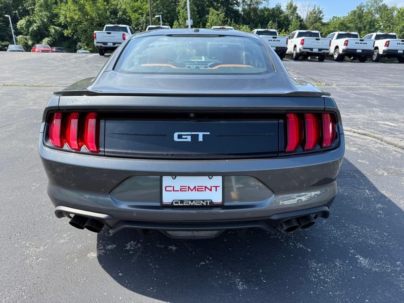 Ford Mustang Vehicle Image 08