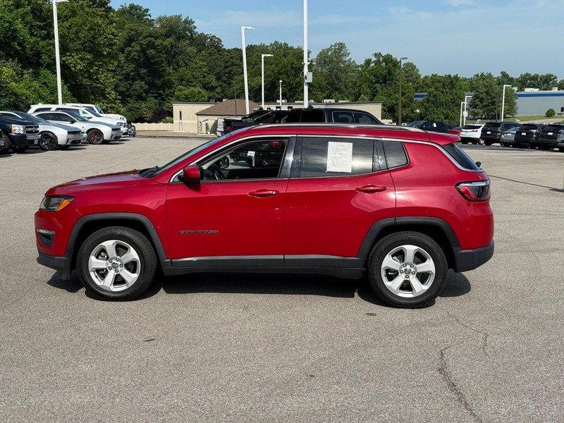 Jeep Compass Vehicle Image 03