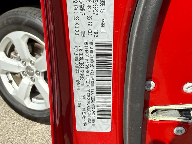 Jeep Compass Vehicle Image 26
