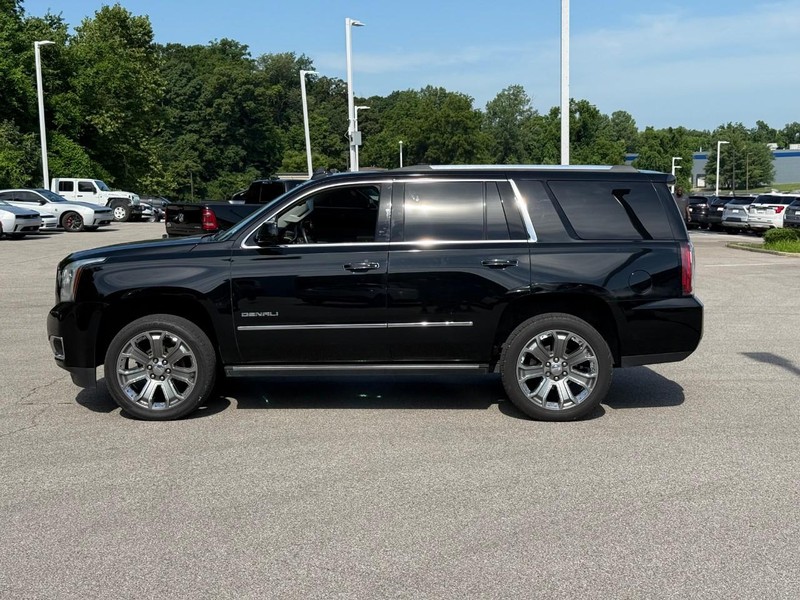 GMC Yukon Vehicle Image 03