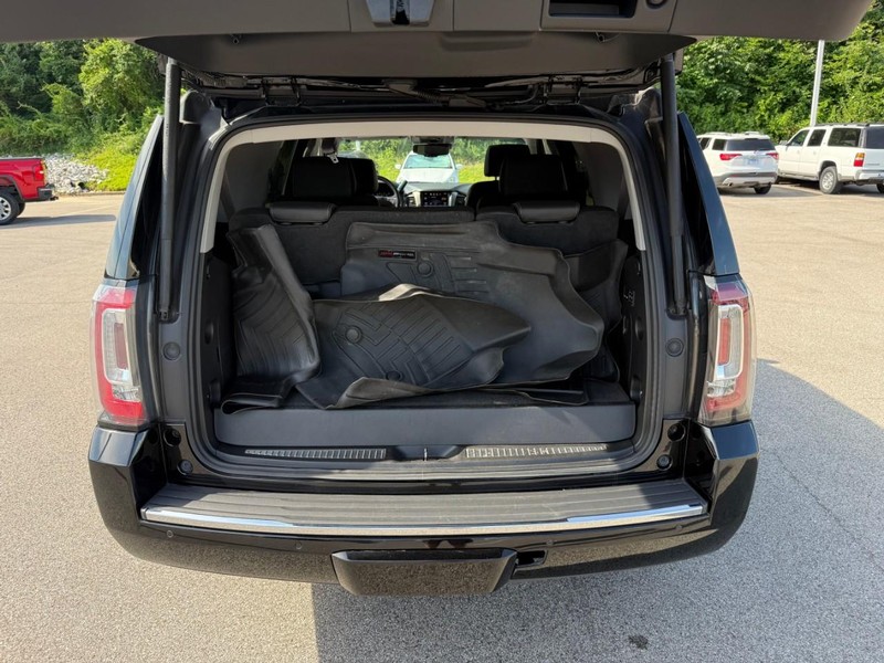 GMC Yukon Vehicle Image 07