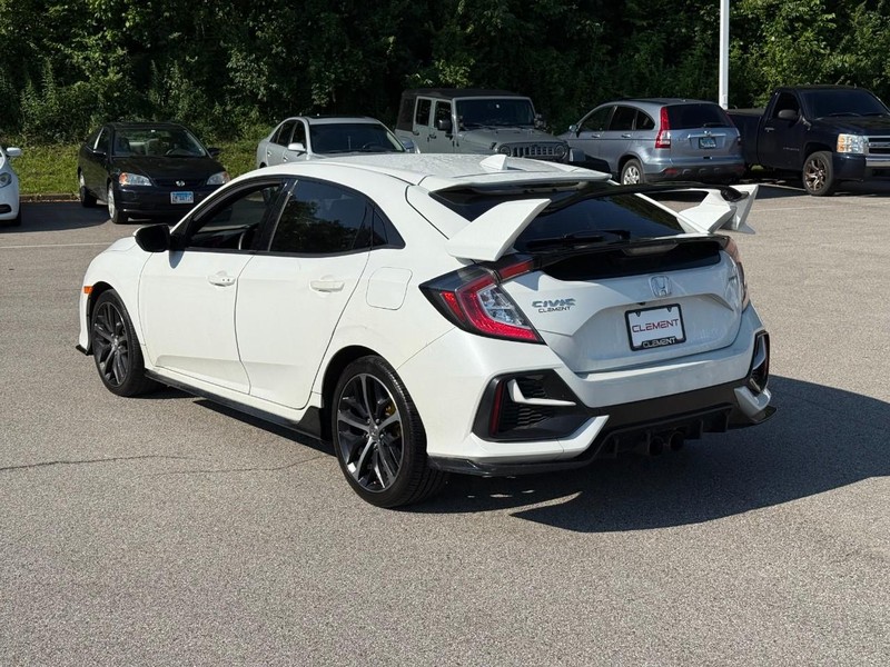 Honda Civic Hatchback Vehicle Image 04