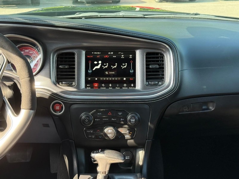Dodge Charger Vehicle Image 16