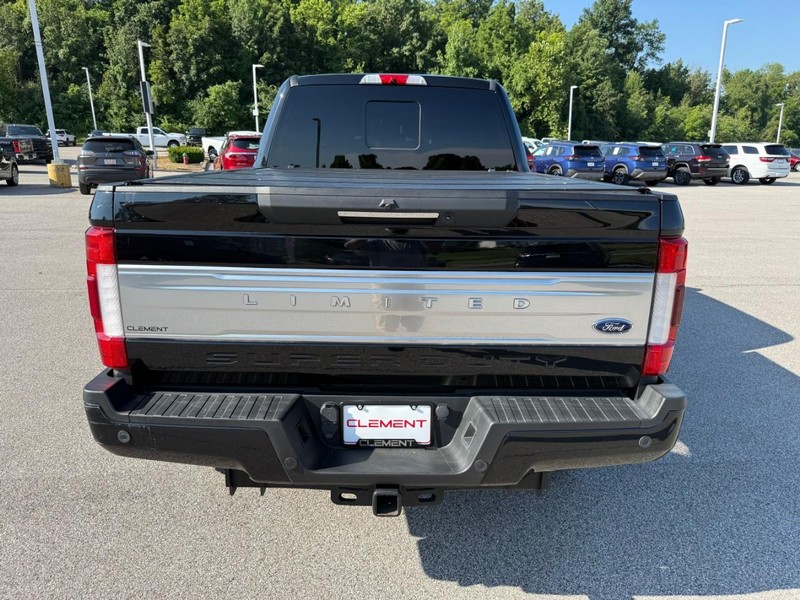 Ford Super Duty F-250 SRW Vehicle Image 09