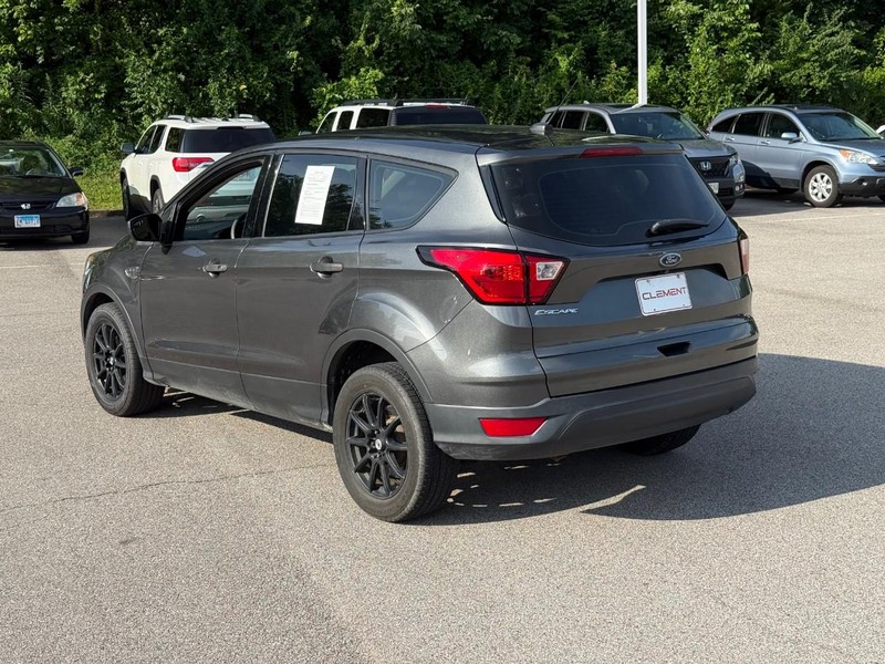 Ford Escape Vehicle Image 04