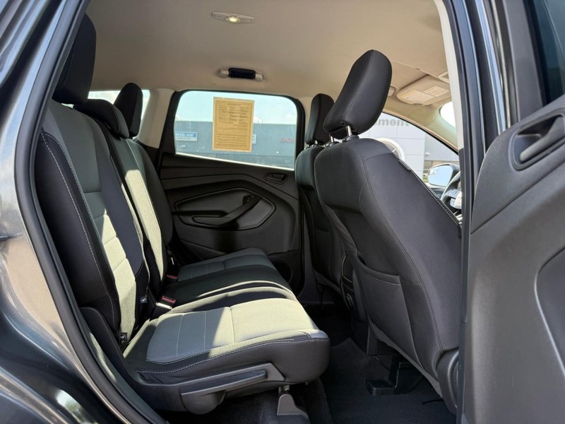 Ford Escape Vehicle Image 13