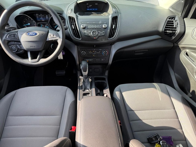 Ford Escape Vehicle Image 14