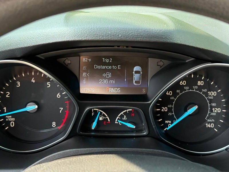 Ford Escape Vehicle Image 25