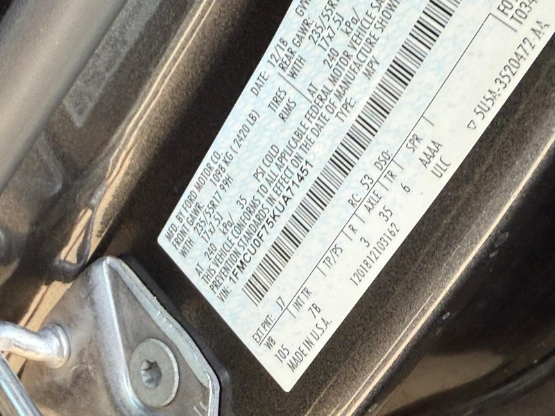 Ford Escape Vehicle Image 27