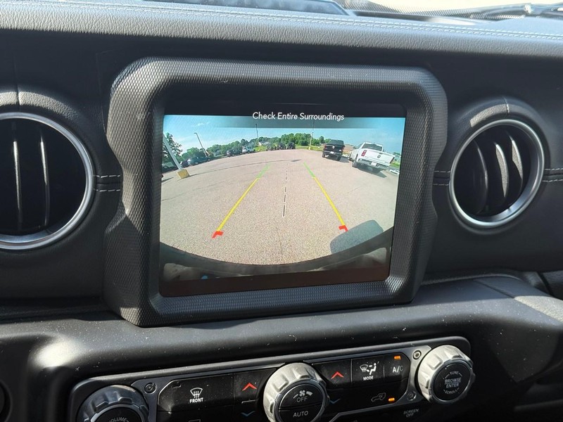 Jeep Wrangler 4xe Vehicle Image 24