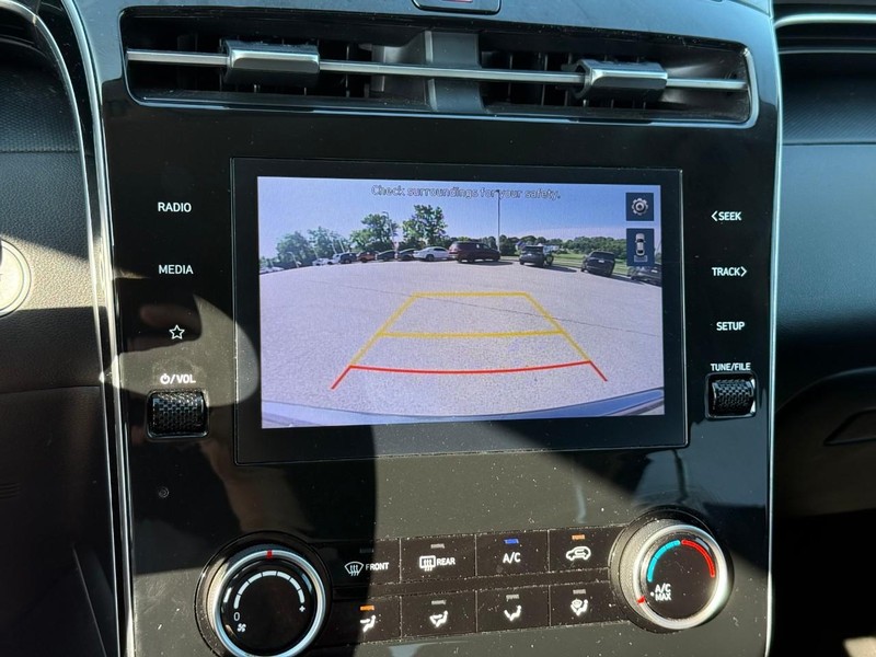 Hyundai Tucson Vehicle Image 26