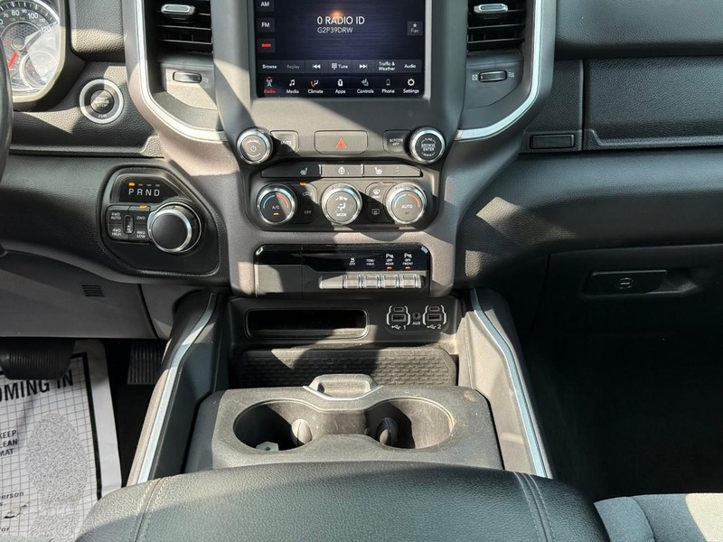 Ram 1500 Vehicle Image 18